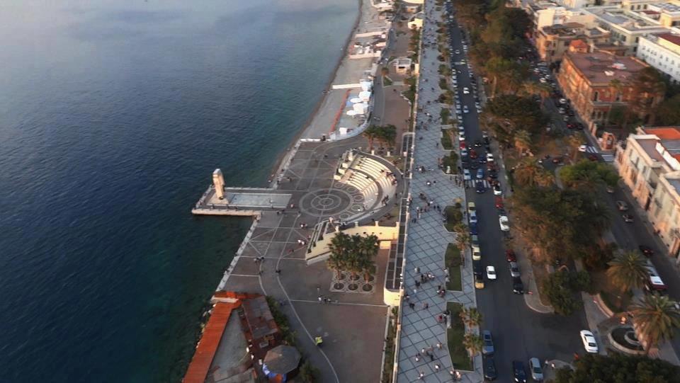 Reggio Central House Low Cost Per 4 Reggio Calabria Exterior photo