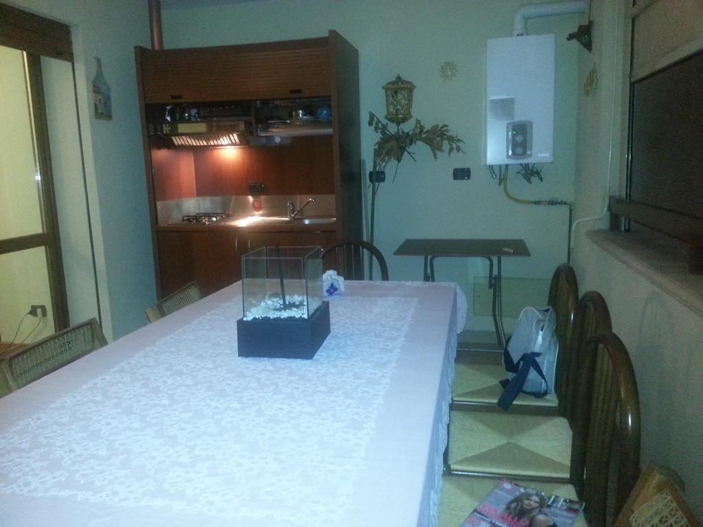 Reggio Central House Low Cost Per 4 Reggio Calabria Exterior photo